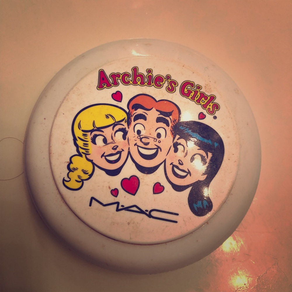 Archies girl Veronica matte pearl blush